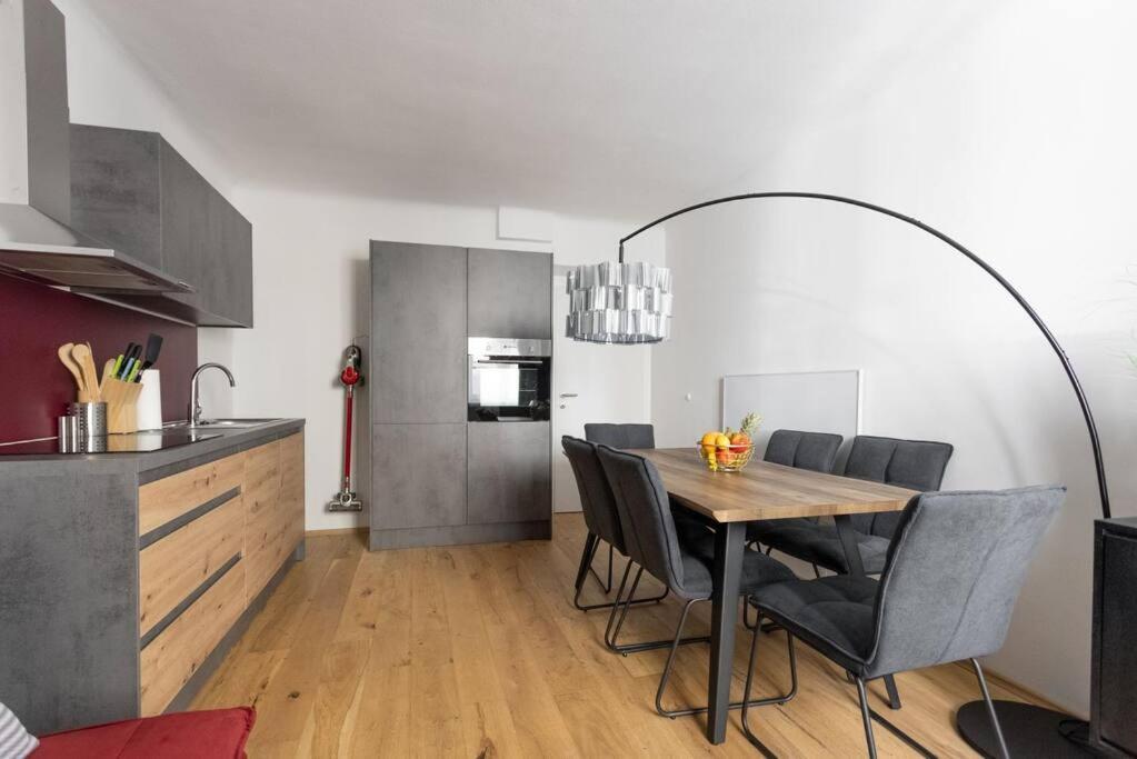 New Shalalaliving Vienna - Lovely Family Home Near Schoenbrunn - Pg Экстерьер фото